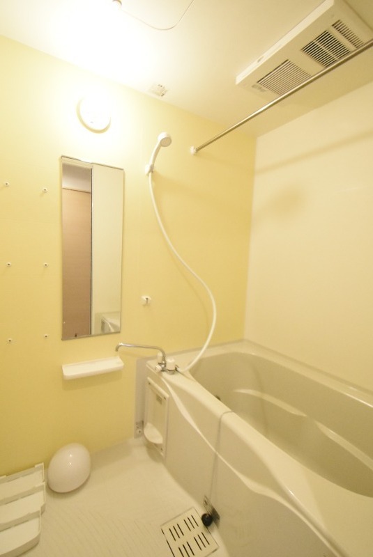 ��ʌ�����s�厚�����̃A�p�[�g�̃o�X