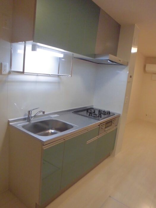 ��ʌ��z�J�s�o�˒��̃A�p�[�g�̃L�b�`��