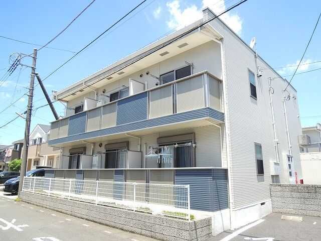 ��ʌ�����s�ђ��̃A�p�[�g�̌����O��