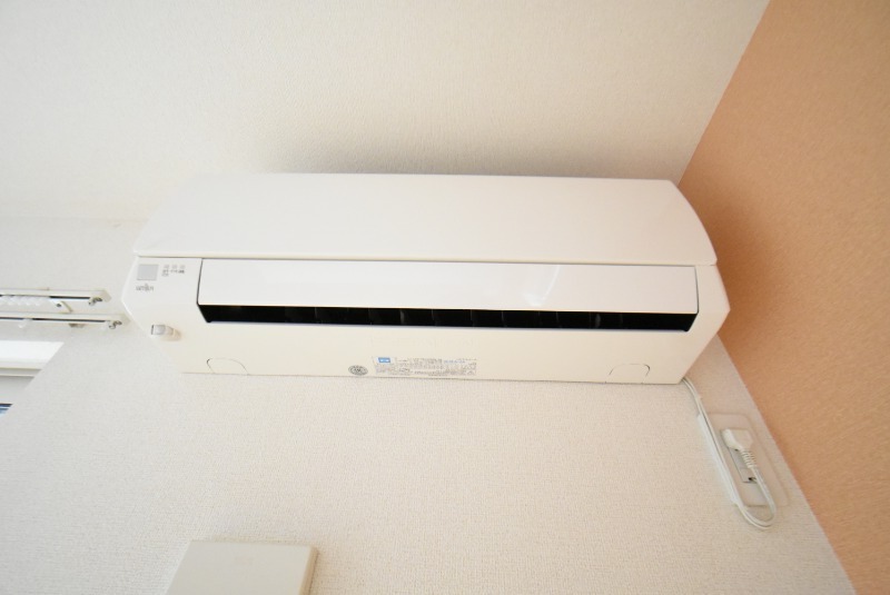 ��ʌ�����s�厚�����̃A�p�[�g�̂��̑��ݔ�