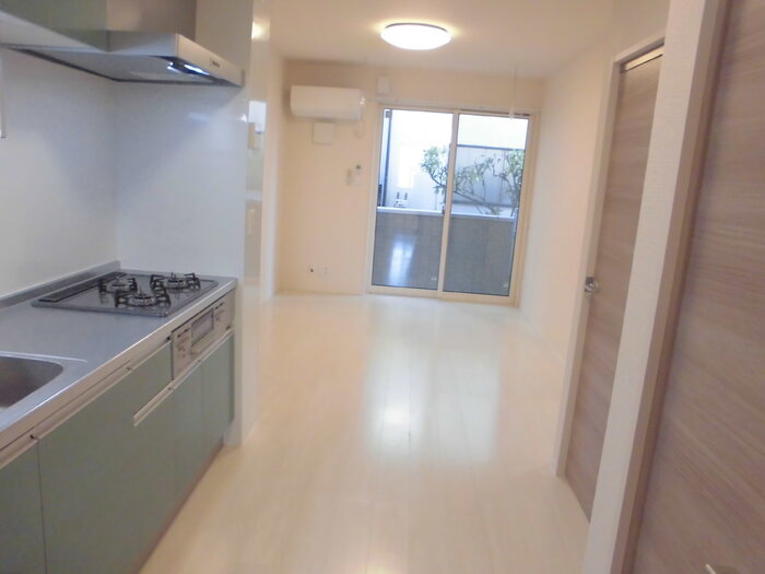 ��ʌ��z�J�s�o�˒��̃A�p�[�g�̂��̑������E�X�y�[�X