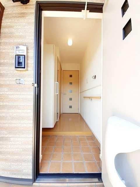 ��ʌ��@�c�s���V�h�U���ڂ̃A�p�[�g�̌���