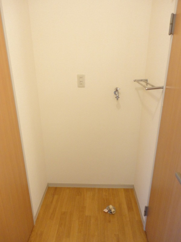 ��ʌ��������܎s������厚�쒆��̃A�p�[�g�̂��̑��ݔ�