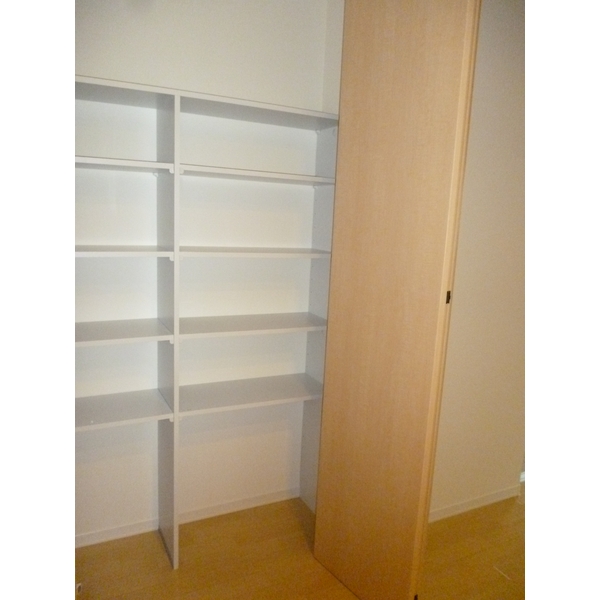 ��ʌ�����s�؂R���ڂ̃}���V�����̎��[