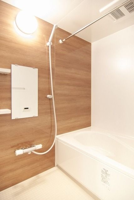 ��ʌ��������܎s�΋摾�c�E�P���ڂ̃A�p�[�g�̃o�X