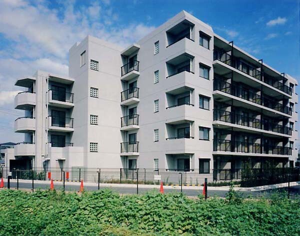 ��ʌ��������܎s�������J�U���ڂ̃}���V�����̌����O��