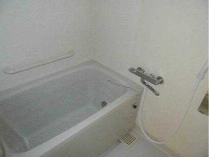 ��ʌ��������܎s�������J�U���ڂ̃}���V�����̃o�X