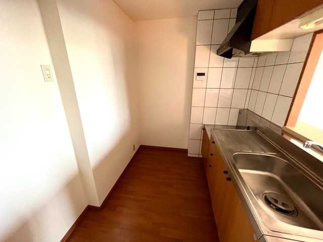 ��ʌ��������܎s��΋�厚���v�ۂ̃}���V�����̃L�b�`��