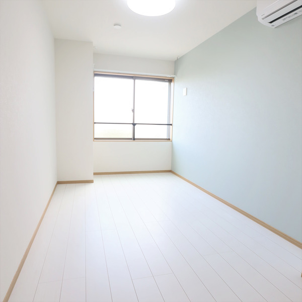 ��ʌ�����s�씵���J�R���ڂ̃A�p�[�g�̋��ԁE���r���O