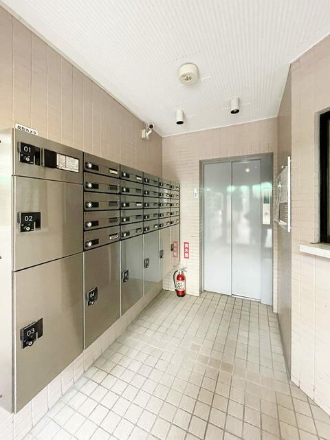 ��ʌ��������܎s�Y�a��k�Y�a�R���ڂ̃}���V�����̃G���g�����X