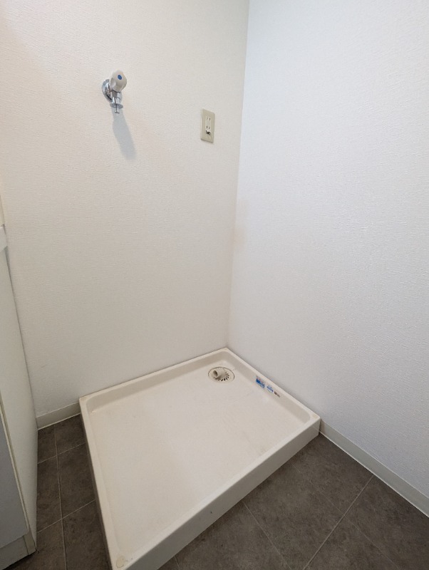 ��ʌ��������܎s��΋摾�c�Q���ڂ̃A�p�[�g�̂��̑�