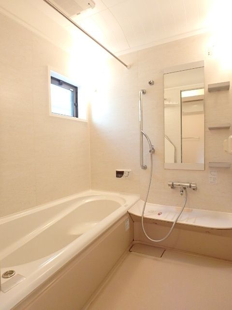 ��ʌ��������܎s������~����V���ڂ̈�ˌ��Ẵo�X