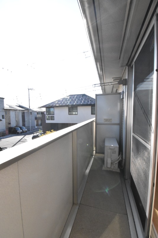 ��ʌ��z�J�s���C�N�^�E���T���ڂ̃A�p�[�g�̃o���R�j�[