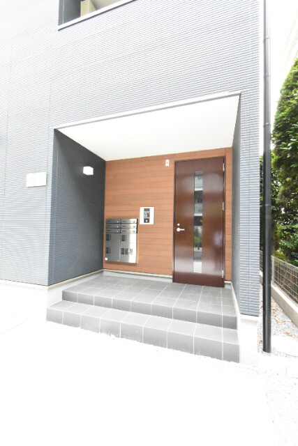 ��ʌ��z�J�s�厚�����̃A�p�[�g�̃G���g�����X