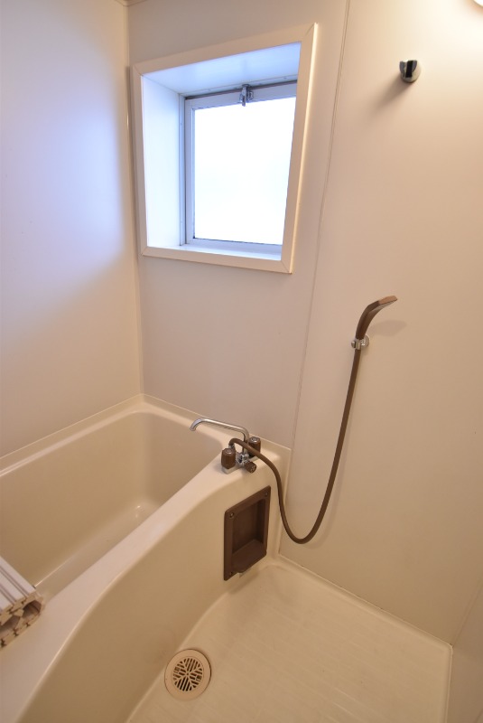 ��ʌ��z�J�s�����S���ڂ̃A�p�[�g�̃o�X