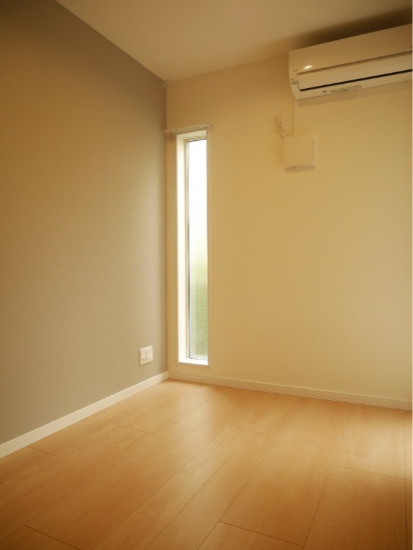 ��ʌ��������܎s��΋���q�P���ڂ̃A�p�[�g�̋��ԁE���r���O