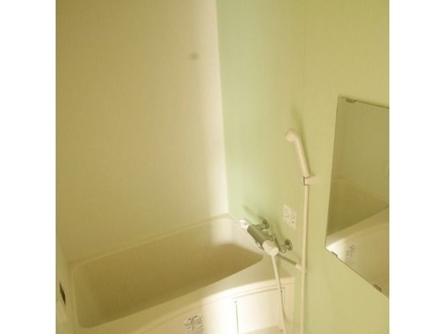 ��ʌ��������܎s��΋���q�P���ڂ̃A�p�[�g�̃o�X