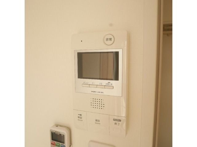 ��ʌ��������܎s��΋���q�P���ڂ̃A�p�[�g�̂��̑�