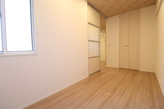 ��ʌ��z�J�s�����c���̃A�p�[�g�̂��̑������E�X�y�[�X