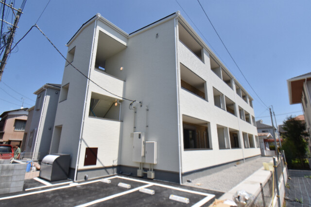 ��ʌ��������܎s������厚���n��̃A�p�[�g�̌����O��