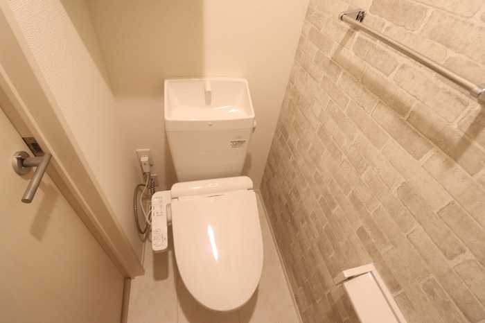 ��ʌ��z�J�s�����c���̃A�p�[�g�̃g�C��