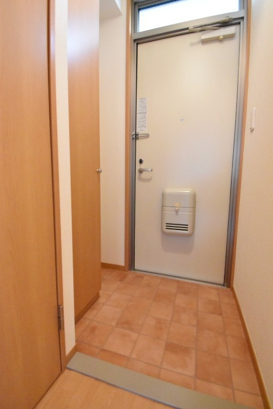 ��ʌ�����s�����R���ڂ̃A�p�[�g�̌���