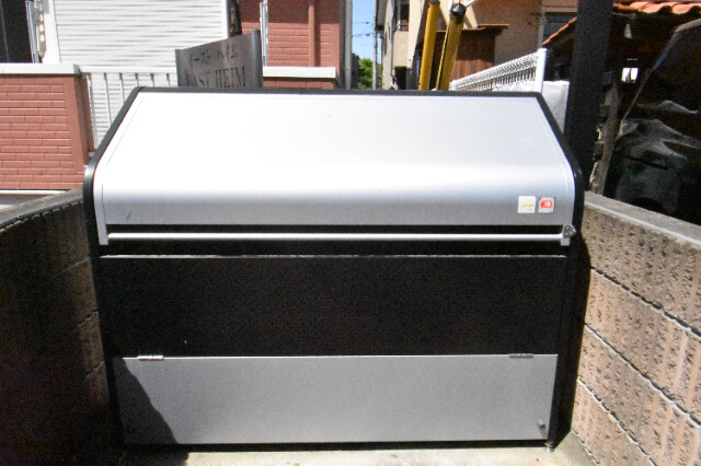 ��ʌ������s�������̃A�p�[�g�̂��̑�