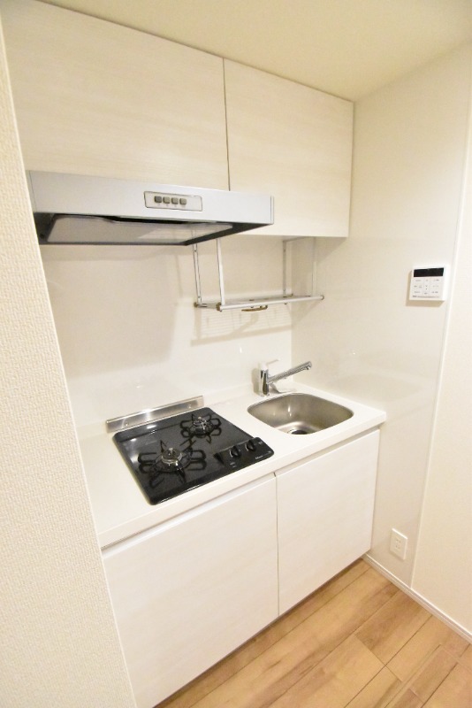 ��ʌ������s�����Q���ڂ̃A�p�[�g�̃L�b�`��