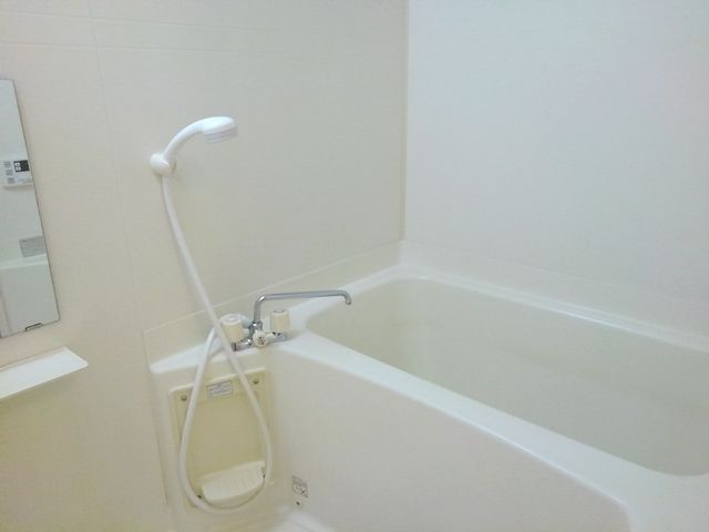 ��ʌ������s�������̃A�p�[�g�̃o�X