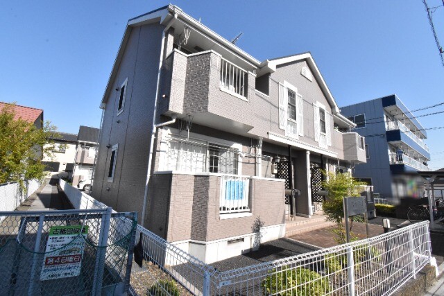 ��ʌ������s�������̃A�p�[�g�̌����O��