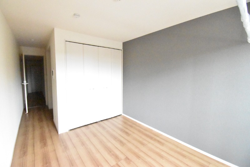 ��ʌ������s�����Q���ڂ̃A�p�[�g�̂��̑������E�X�y�[�X