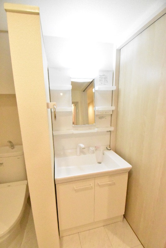 ��ʌ������s�����Q���ڂ̃A�p�[�g�̐��ʏ�