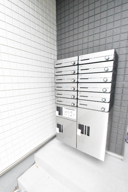 ��ʌ������s�����Q���ڂ̃A�p�[�g�̂��̑�