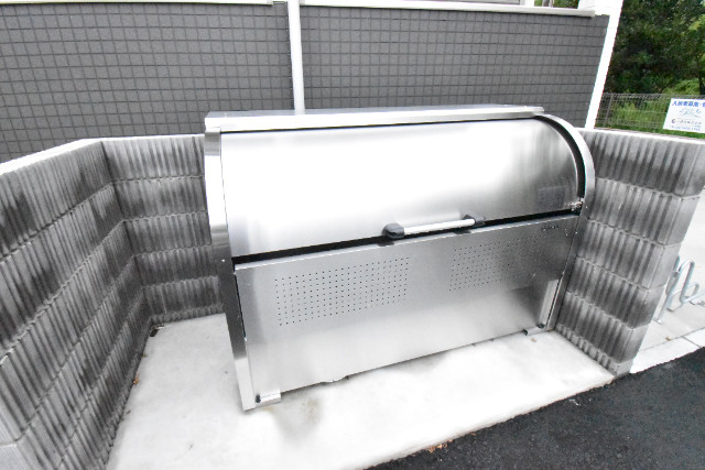 ��ʌ������s�����Q���ڂ̃A�p�[�g�̂��̑�