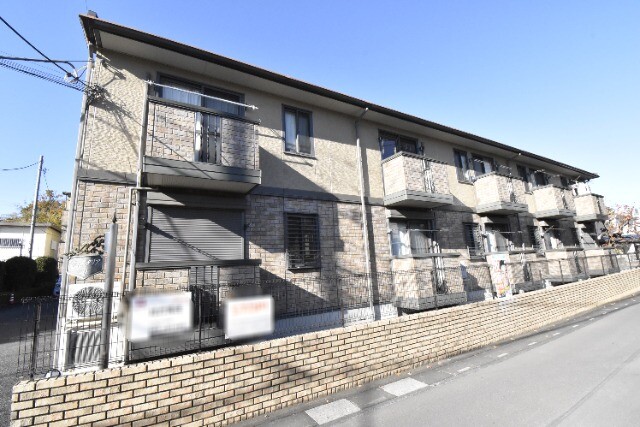 ��ʌ��������܎s��{��㏬���̃A�p�[�g�̌����O��