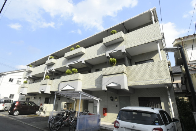 ��ʌ��������܎s�k�擌�听���P���ڂ̃}���V�����̌����O��