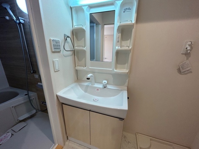 ��ʌ��������܎s�΋�����S���ڂ̃A�p�[�g�̐��ʏ�