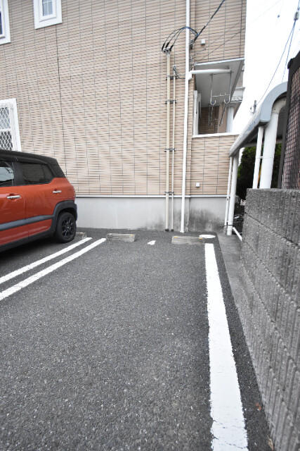 ��ʌ��������܎s�΋�厚���̃A�p�[�g�̒��ԏ�