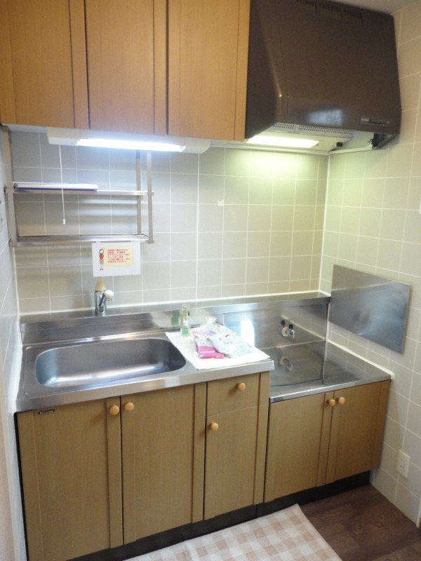 ��ʌ��������܎s��{��㏬���̃A�p�[�g�̃L�b�`��