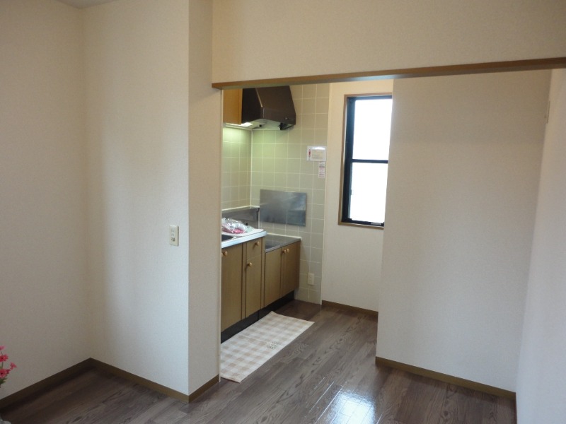 ��ʌ��������܎s��{��㏬���̃A�p�[�g�̂��̑������E�X�y�[�X