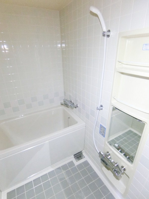 ��ʌ��������܎s������厚����O�̃}���V�����̃o�X