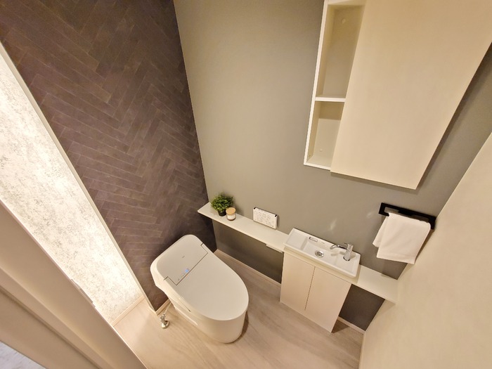 ��ʌ��������܎s��{��㏬���̃A�p�[�g�̃g�C��