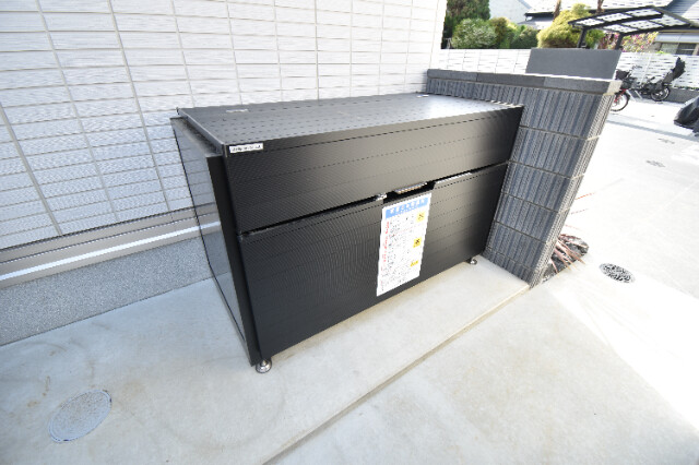 ��ʌ��������܎s��{��㏬���̃A�p�[�g�̂��̑�