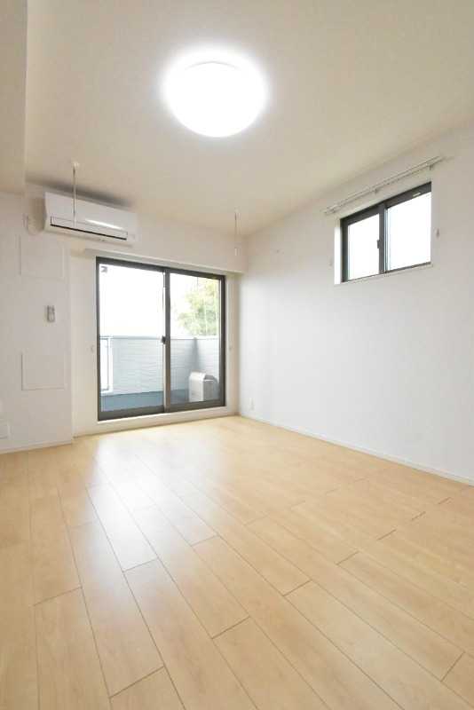 ��ʌ��������܎s����厚�w��̃A�p�[�g�̋��ԁE���r���O