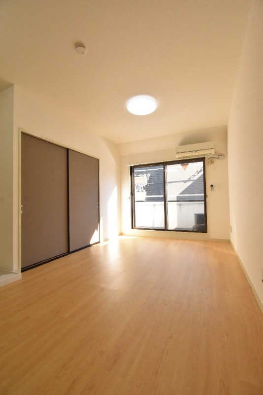 ��ʌ��������܎s��{�扺���Q���ڂ̃}���V�����̋��ԁE���r���O