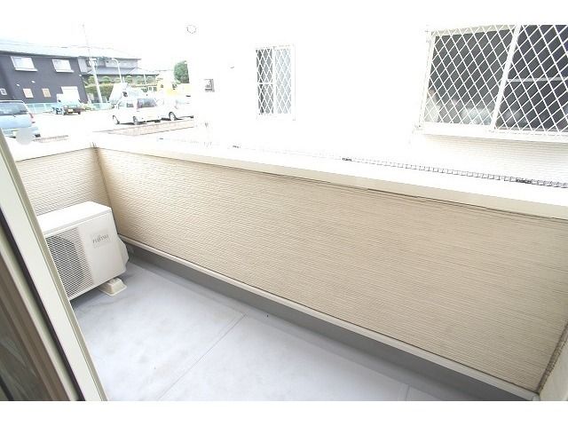 ��ʌ�����s�厚���s�g���̃A�p�[�g�̃o���R�j�[