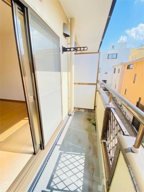 ��ʌ��z�J�s�ԎR���P���ڂ̃}���V�����̃o���R�j�[