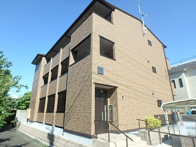 ��ʌ��������܎s�Y�a��{���R���ڂ̃A�p�[�g�̌����O��