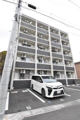 ��ʌ��������܎s��{��O���Q����889-2�̃}���V�����̌����O��