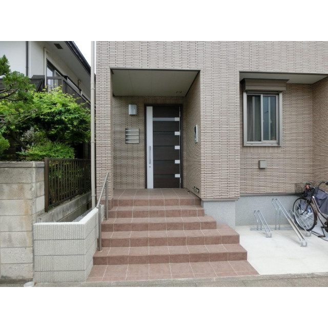 ��ʌ��������܎s����J��P���ڂ̃A�p�[�g�̃G���g�����X